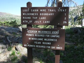 Lost Cabin Mine Trail sign above Lost Cabin Mine Car Campground